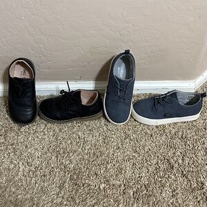 Little boy Size 10 Dress shoes 2 pack bundle- OshKosh B'gosh Navy Blue Sneakers